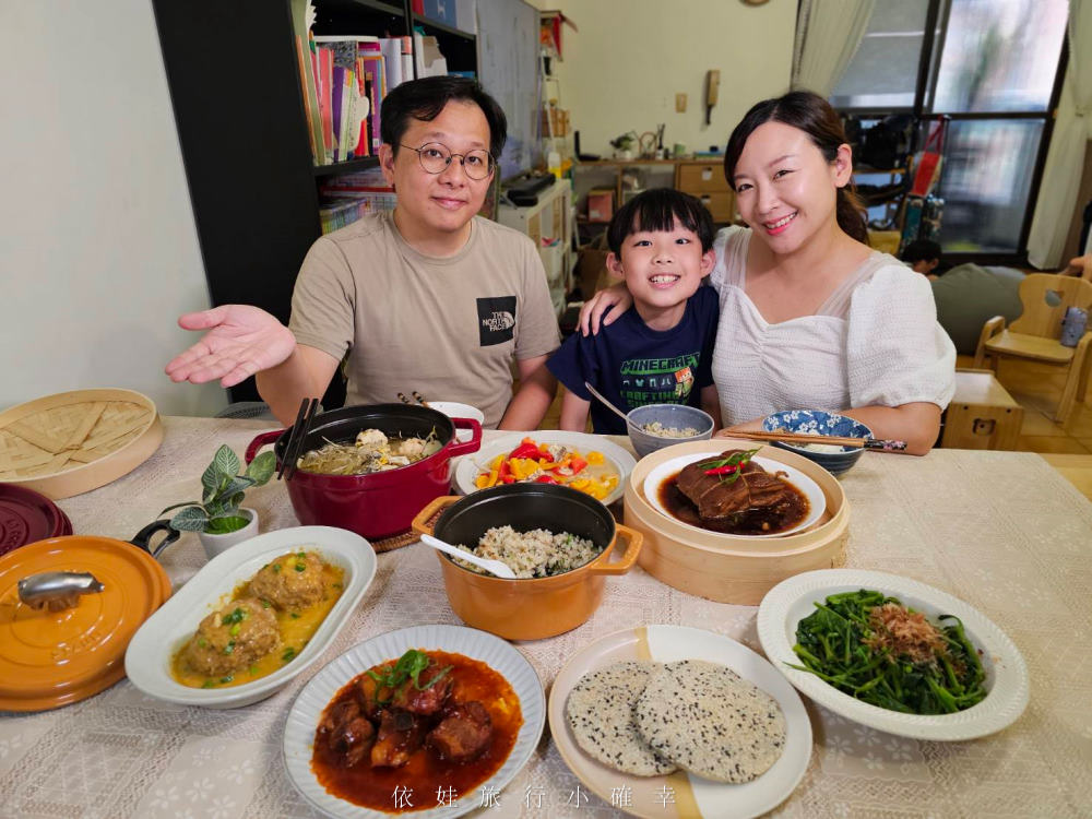 上海鄉村宅配美食團購，40年台北知名老店餐廳必點料理，蟹黃獅子頭、無錫排骨、上海菜飯、酸菜魚，隨時在家吃得到囉