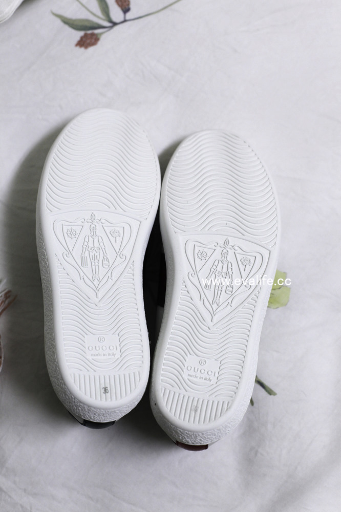 【精品鞋開箱】Gucci Ace 蜜蜂鞋穿搭分享，如何挑尺寸？在哪裡買最划算呢？