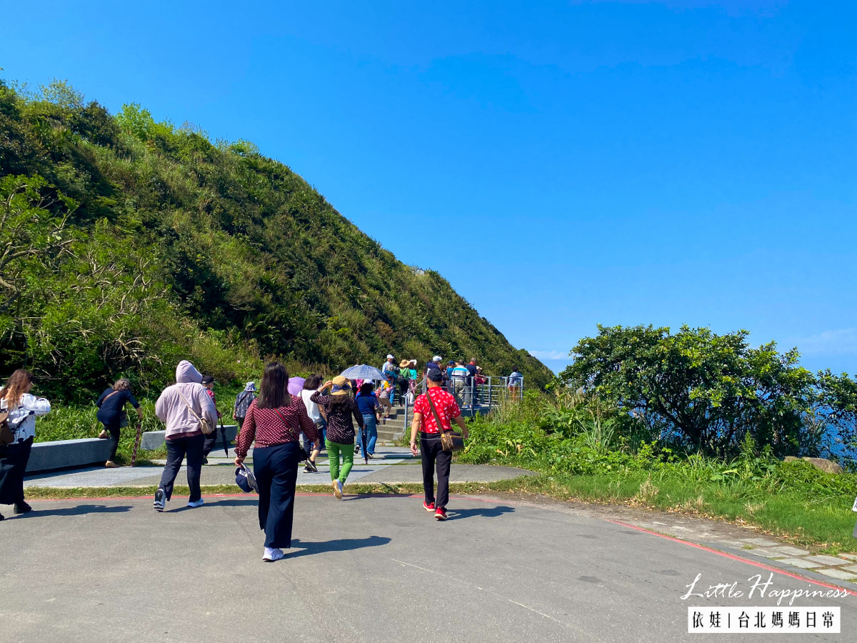 【新北瑞芳一日遊】3分鐘就走完的金瓜石報時山步道，最新IG網美打卡熱門景點，紅磚廢墟風與海景觀景台。