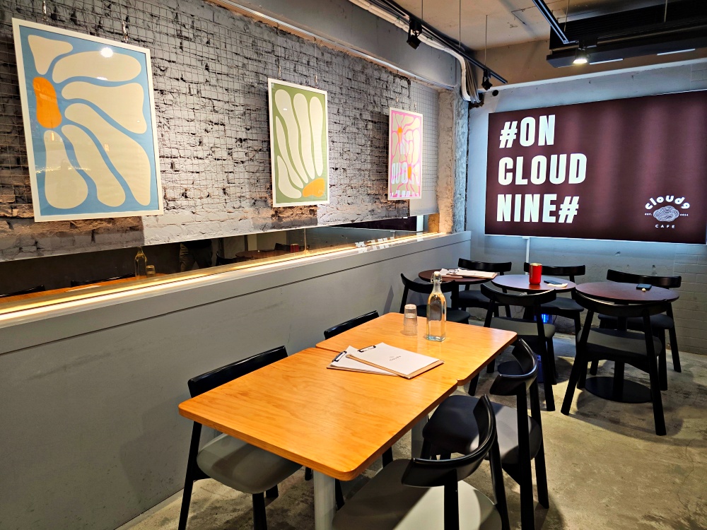 台北中山站咖啡廳推薦│ Cloud 9 Café咖啡廳，不限時又不到300元很平價，義大利麵燉飯套餐好美味