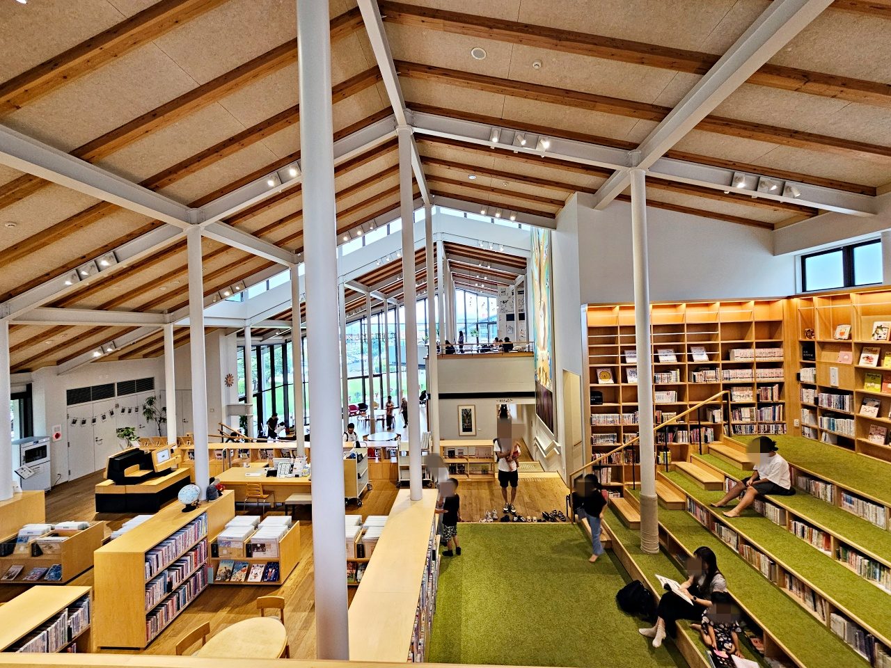 佐賀武雄圖書館親子一日遊，被譽為「日本最美的圖書館」之一,超美TSUTAYA 蔦屋書店、兒童圖書館、星巴克、Honey Coffee，親子旅行也能好文青！