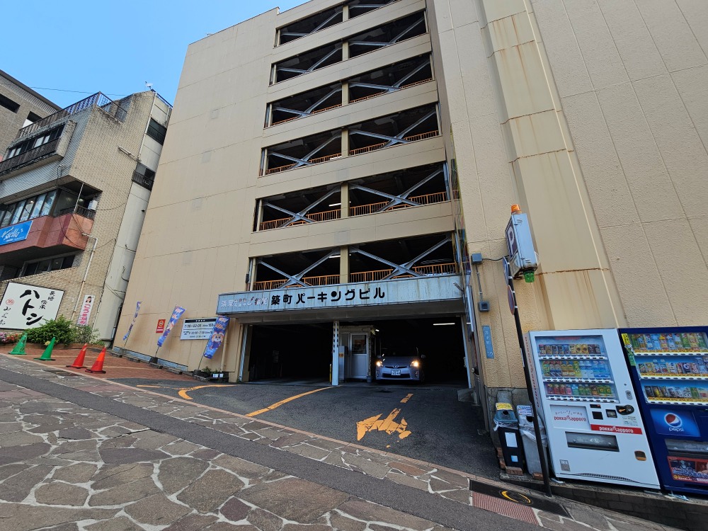 長崎住宿推薦Hotel H2 Nagasaki ，質感商務飯店房內附設微波爐，加上露天浴場，還可享受免費洗衣服務喔！