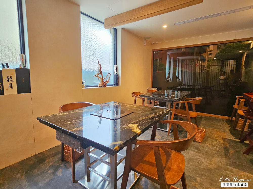 台北高級餐廳推薦，橋山壽喜燒by二本松，關東關西風格體驗日本和牛頂級食材，專人桌邊服務，寵物友善