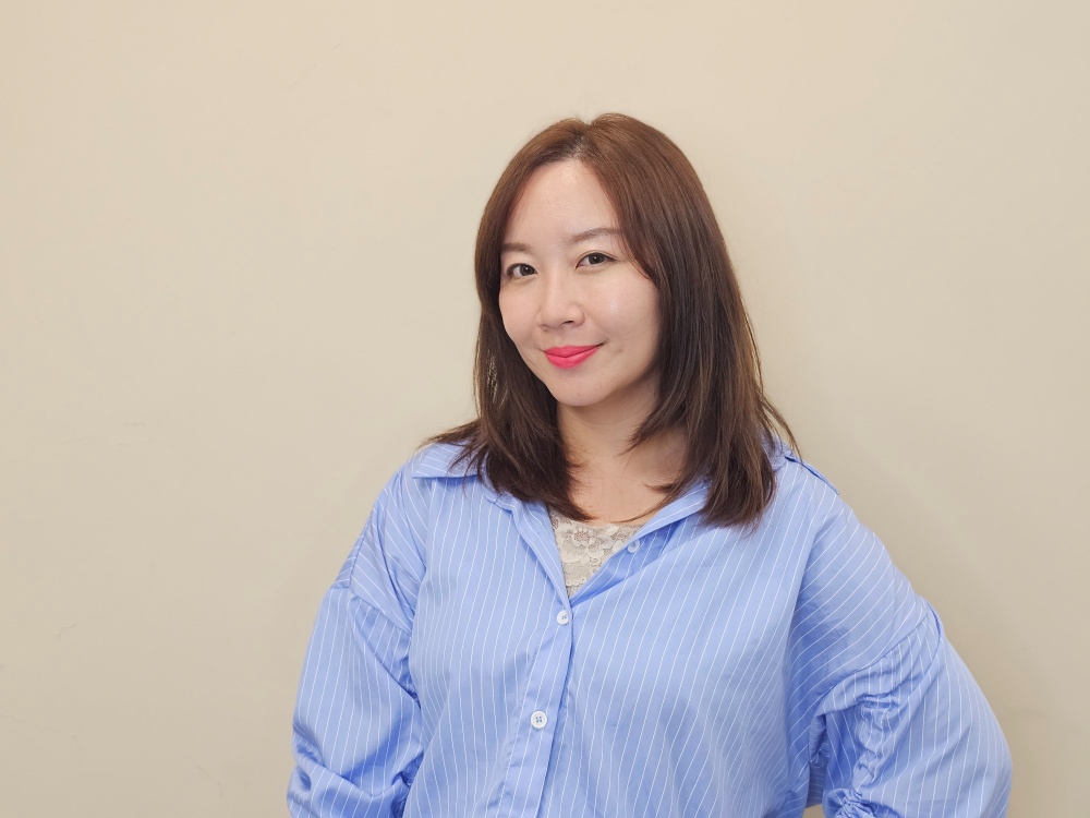 信義區市政府站髮廊《譁格形象設計》，推薦蘭蔻團隊指定的美髮店增髮、染燙、剪髮超專業，中午還可以來洗髮，還有很多貓咪陪你喔