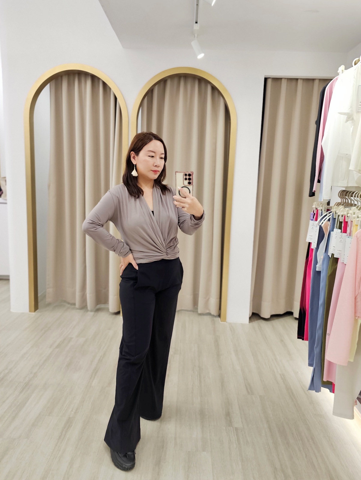 Asify瑜珈褲超好穿！台灣瑜珈服品牌評價好，女星陳庭妮也穿過，推薦去門市試穿