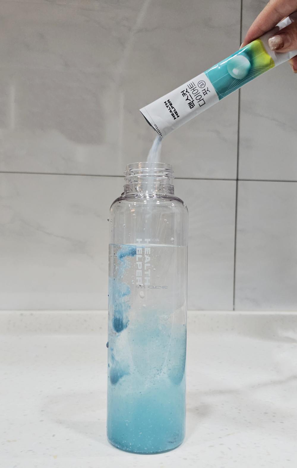 韓國Health Helper MaxCut 小綠水有用嗎? 韓國Olive Young藥妝店熱賣小藍水的升級款，使用2週實測評價跟大家分享