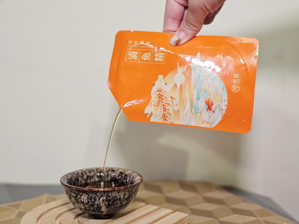 芳茲「月映如芳」雞魚饗宴禮盒，滴雞精滴魚精一次吸收海陸精華，健康與品味兼具的中秋送禮首選