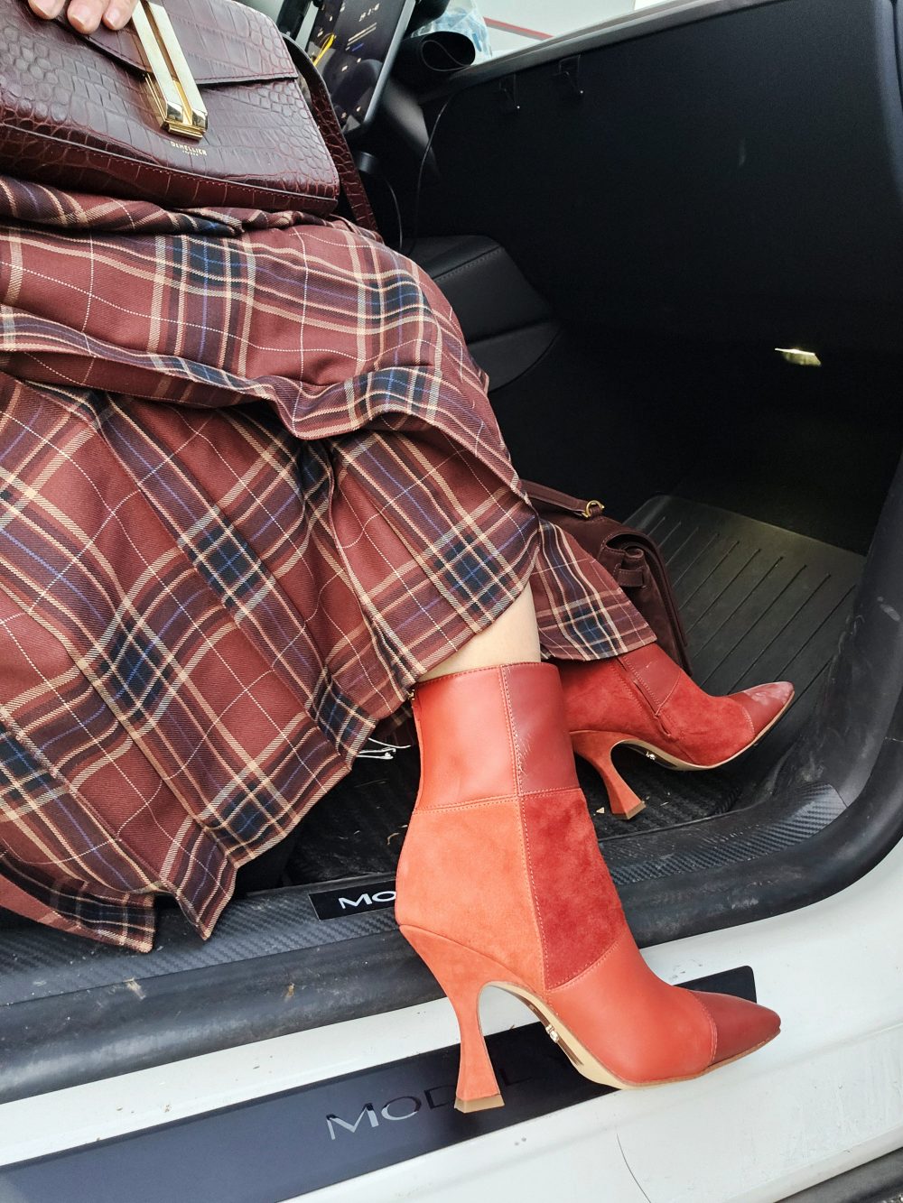 Fabrique評價，與全球精品工坊設計師合作的服飾網站，還可以直寄台灣！