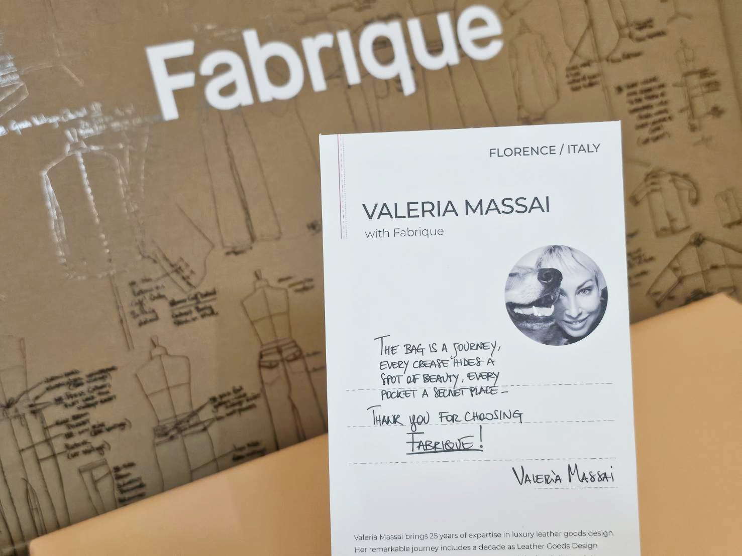 Fabrique評價，與全球精品工坊設計師合作的服飾網站，還可以直寄台灣！