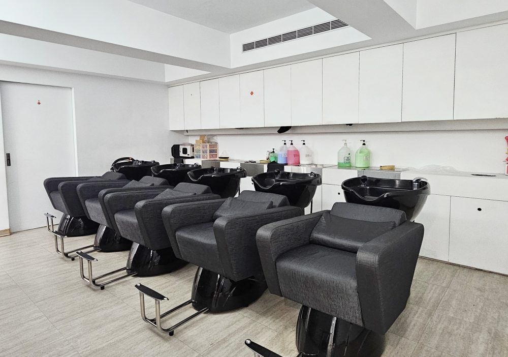 台北接髮推薦NU Hair，昆凌、郭雪芙、一隻阿圓等明星藝人都來短髮變長髮或是讓髮量變多，獲得多國專利技術，多款發明接髮