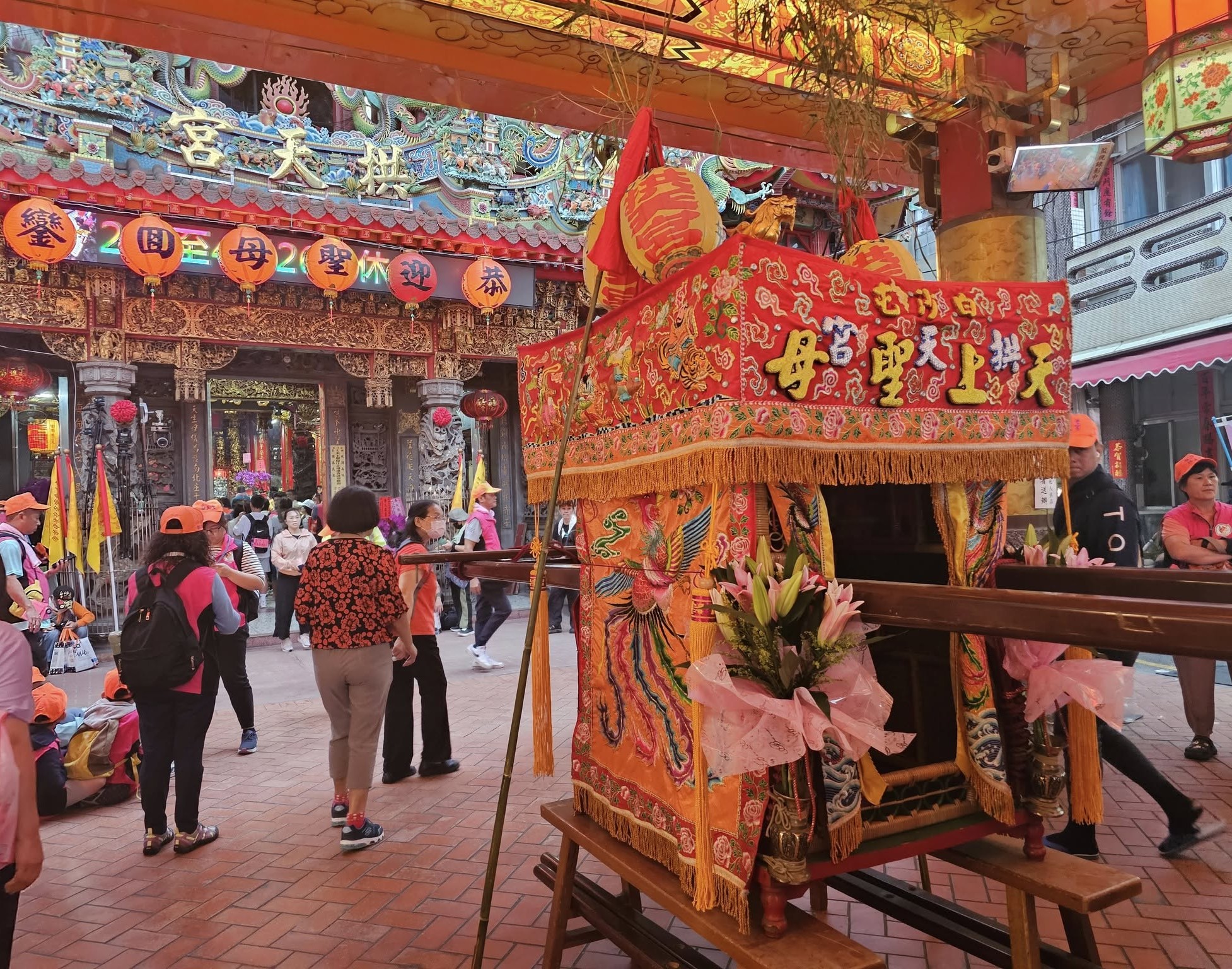 2026苗栗白沙屯媽祖遶境路線，「粉紅超跑」最新！進香日期時間、GPS路線圖、一日體驗旅行團、直播等注意事項與穿著建議