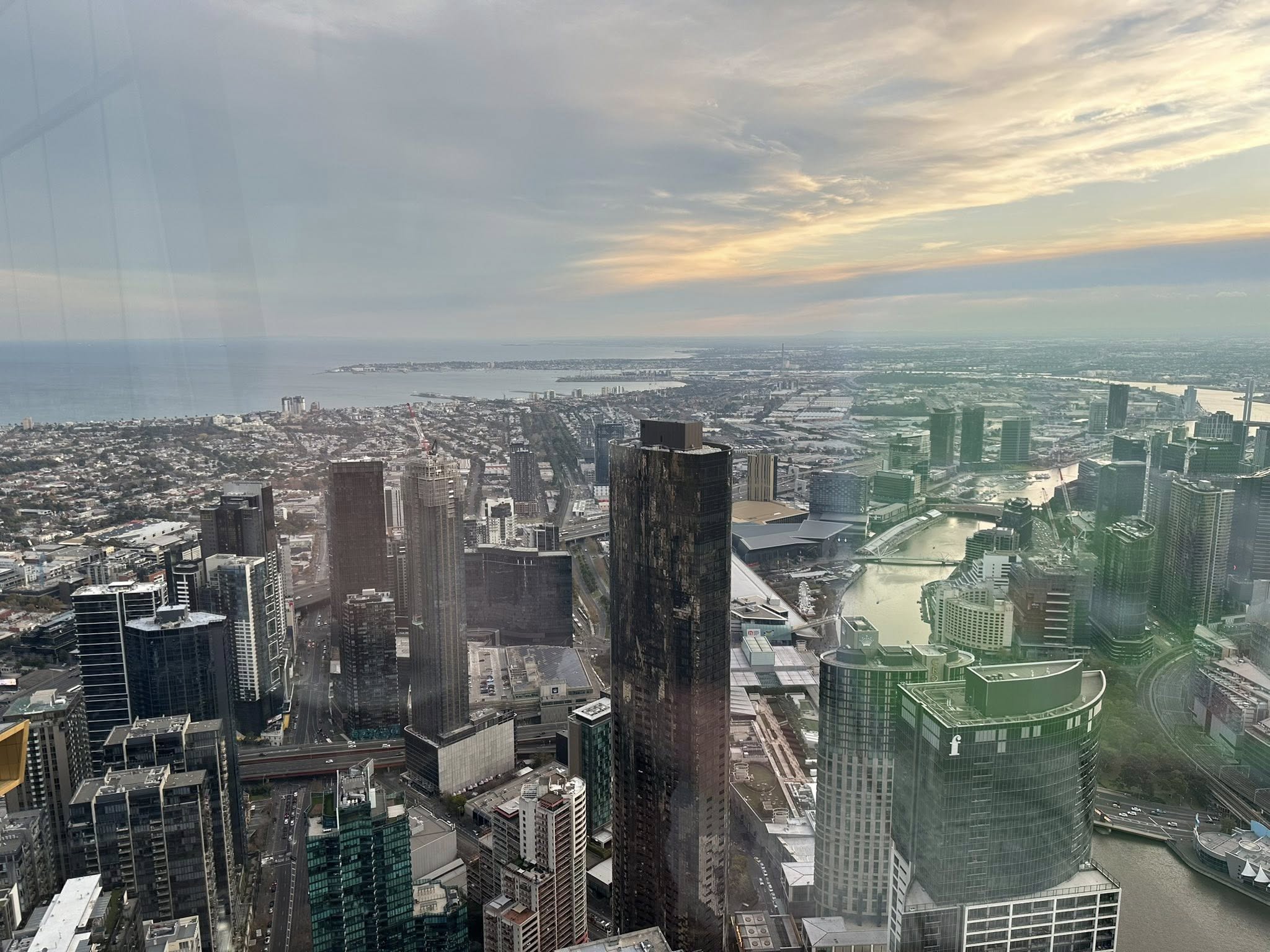 澳洲包車自由行95折爽玩墨爾本、雪梨、布里斯本,推薦里澳旅遊中文司機好溝通費用還可以打折,客製化行程暢遊秘境,還是豪華 Mercedes-Benz接送 澳洲包車自由行95折爽玩墨爾本、雪梨、布里斯本,推薦里澳旅遊中文司機好溝通費用還可以打折,客製化行程暢遊秘境,還是豪華 Mercedes-Benz接送