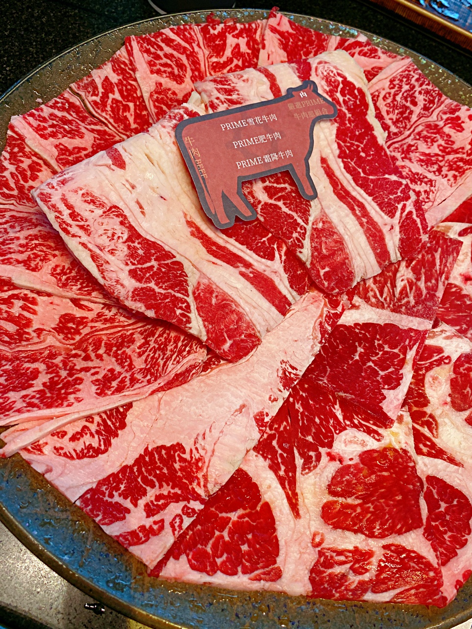 高雄前鎮高級燒肉餐廳推薦，碳佐麻里精品燒肉 高雄時代店，好適合約會慶生