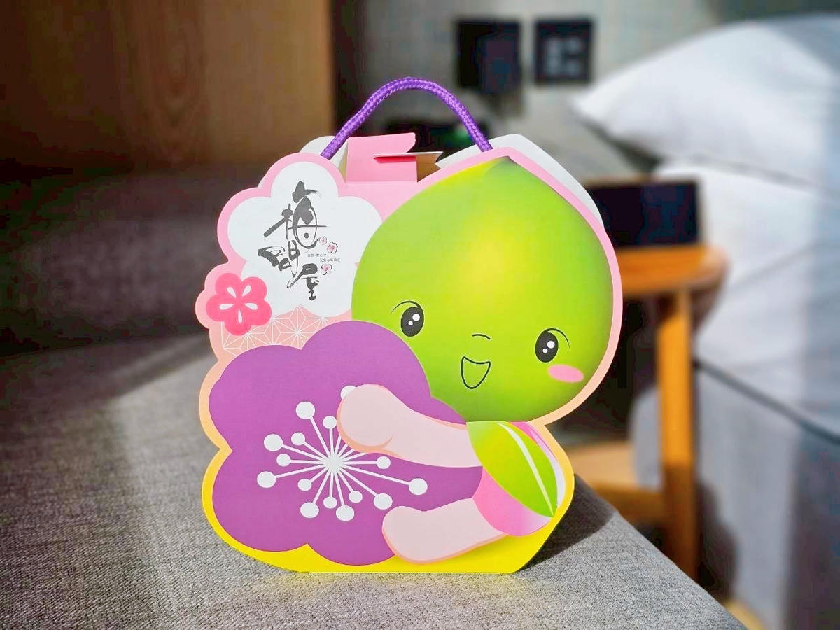 長榮文苑酒店嘉義評價，嘉義五星級親子飯店，遊戲室、電動車、故宮南院、無邊際泳池，豐盛自助餐早餐