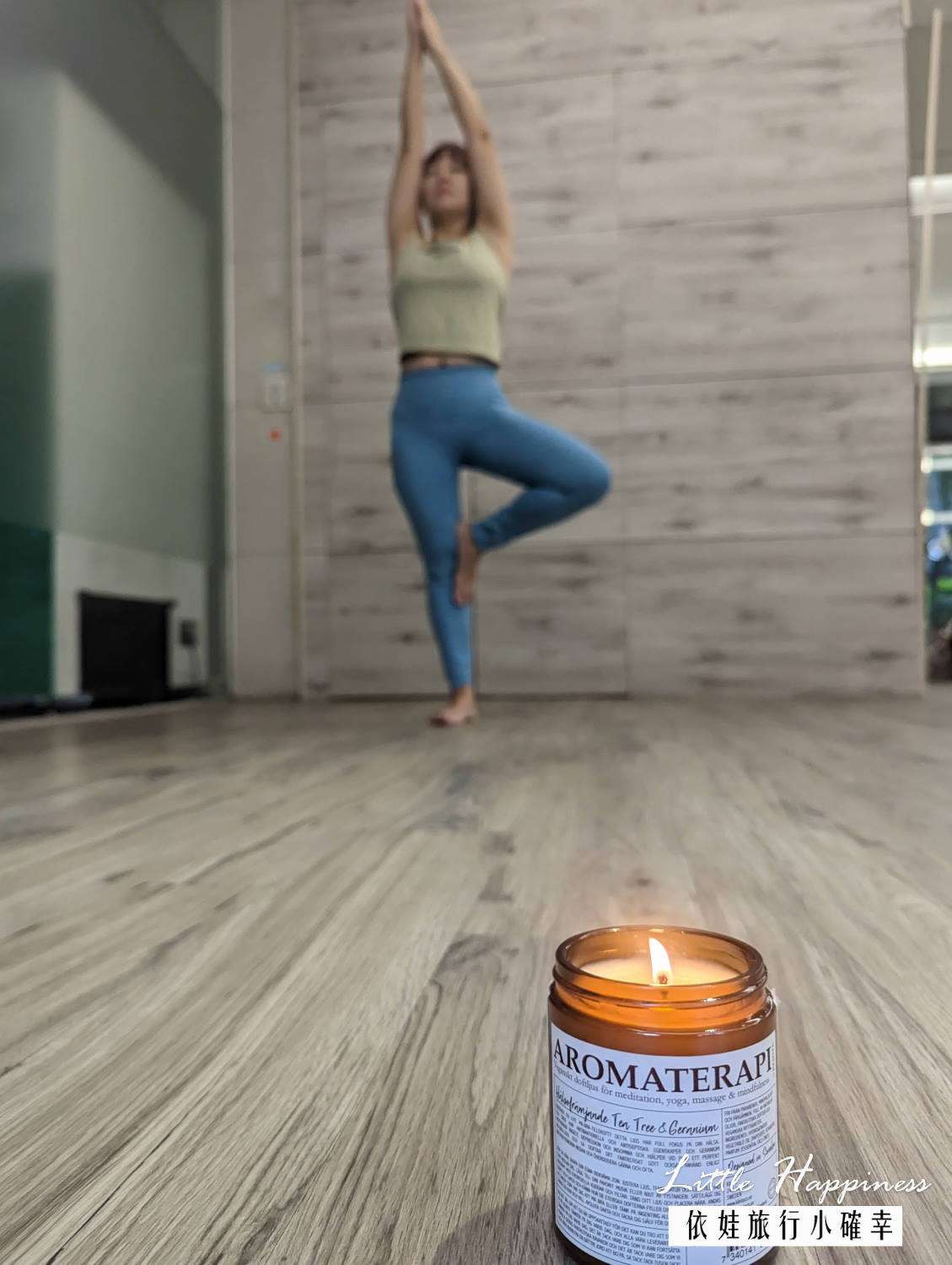 Klinta香氛按摩蠟燭讓你在家做SPA，傳遞瑞典頂級天然蠟燭的幸福感，木質調或香檳氣味都適合當作聖誕禮物@依娃旅行小確幸