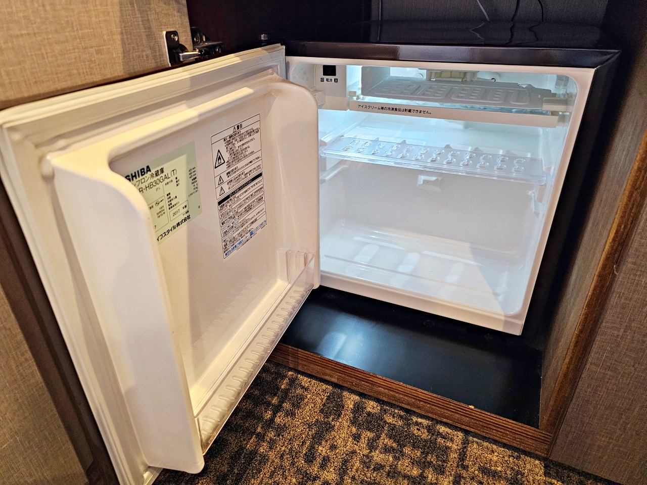 福岡親子住宿推薦，福岡天神凱富飯店Comfort Inn Fukuoka Tenjin，12歲以下小孩免費入住，離超商百貨公司都很近