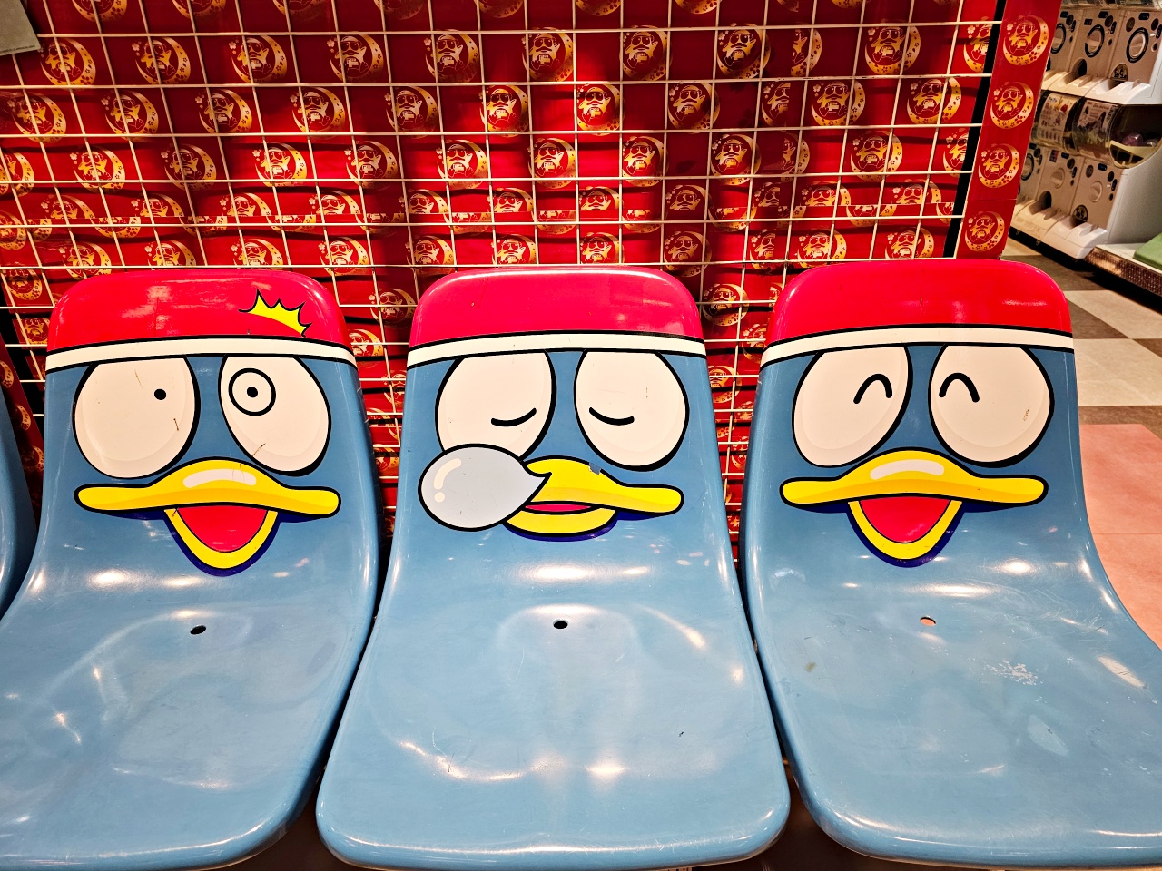 九州福岡唐吉軻德天神店必買，折價券趕緊下載！24小時狂逛6層樓，rimowa行李箱也買得到！