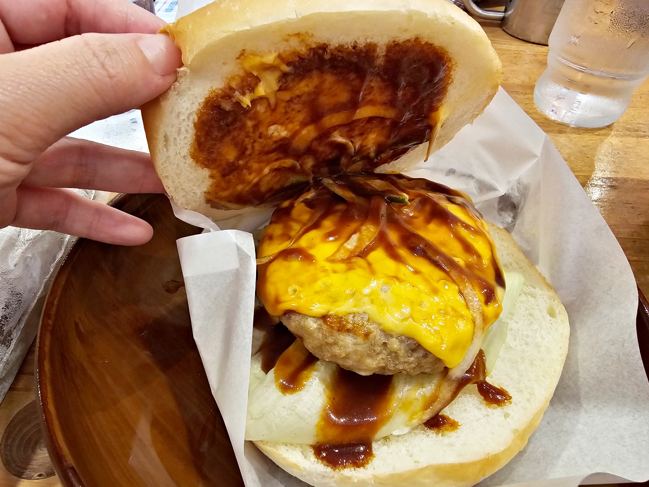 福岡早餐推薦客美多咖啡天神南店Komeda’s Coffee，點咖啡送吐司超級划算耶!