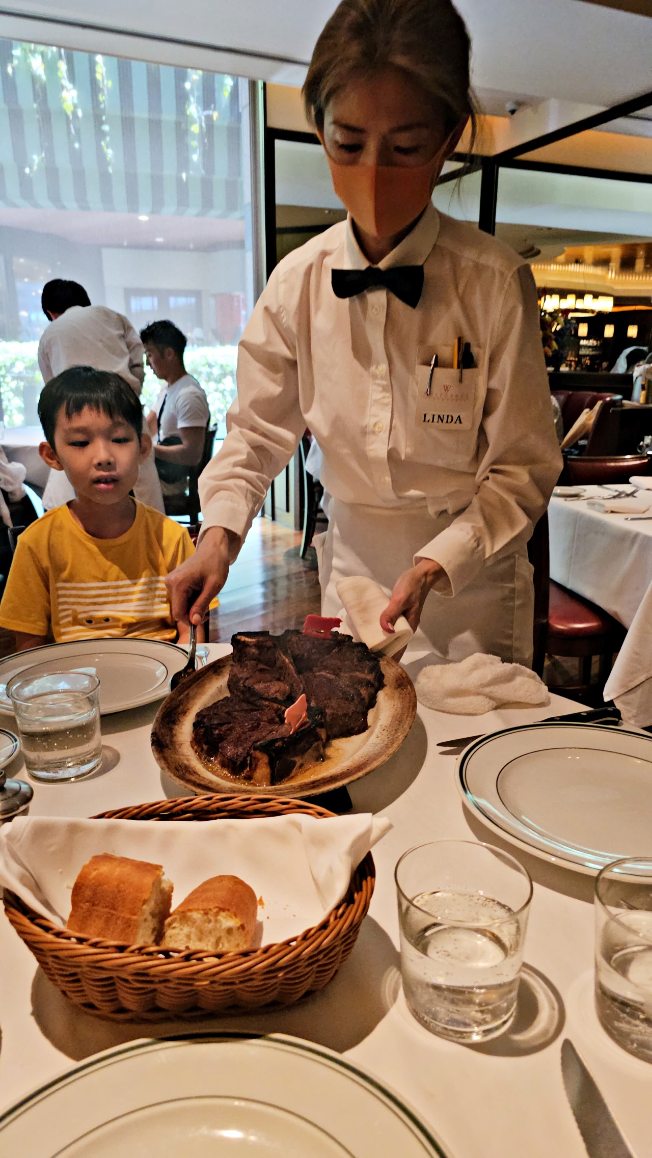 福岡沃夫岡牛排Wolfgang’s Steakhouse，台灣吃不到～紐約發源的頂級牛排餐廳，午間套餐好划算