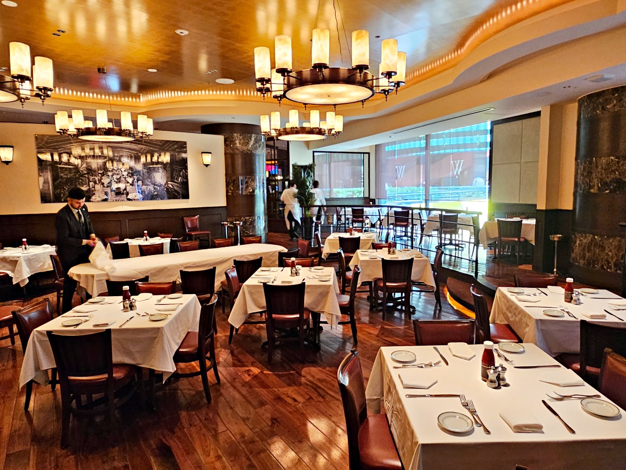 福岡沃夫岡牛排Wolfgang’s Steakhouse，台灣吃不到～紐約發源的頂級牛排餐廳，午間套餐好划算