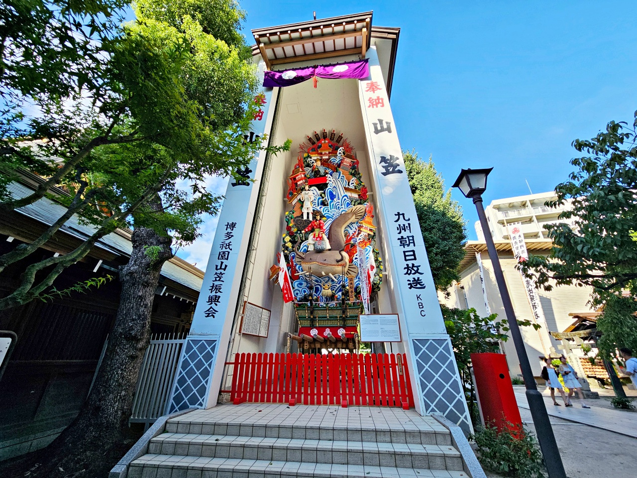 【福岡免費景點】櫛田神社欣賞千年銀杏、靈驗臥牛、博多祇園山笠、喝起來鹹鹹的仙鶴手水舍