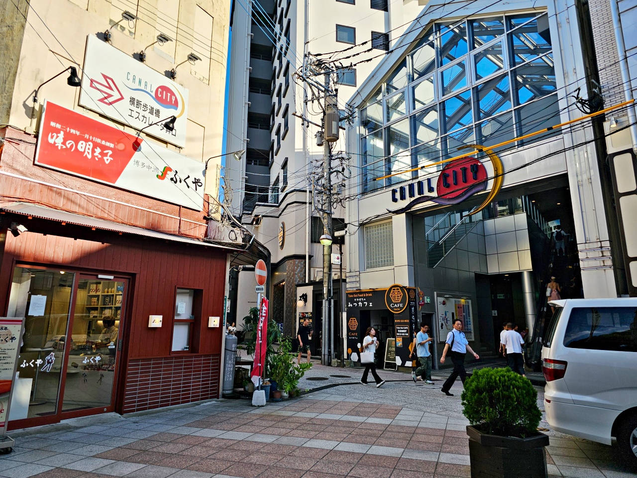 福岡博多逛街購物推薦，川端通商店街品嘗明月堂甜點、在地水炊鍋（雞肉鍋）