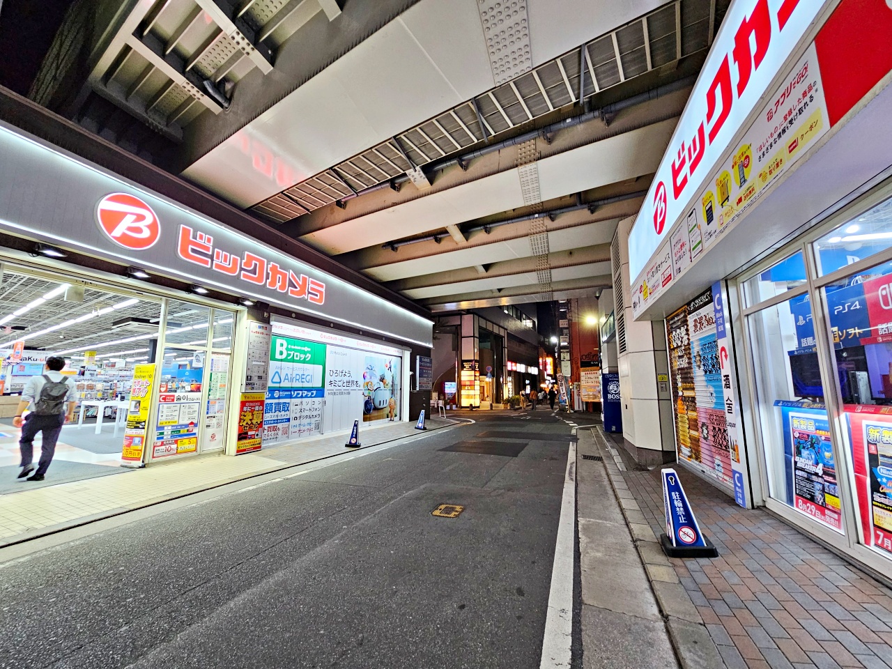 九州福岡購物| 天神 Bic Camera電器專賣店有2館 (附17%最新優惠券)、交通方式、必逛商品樓層、免稅資訊一次看