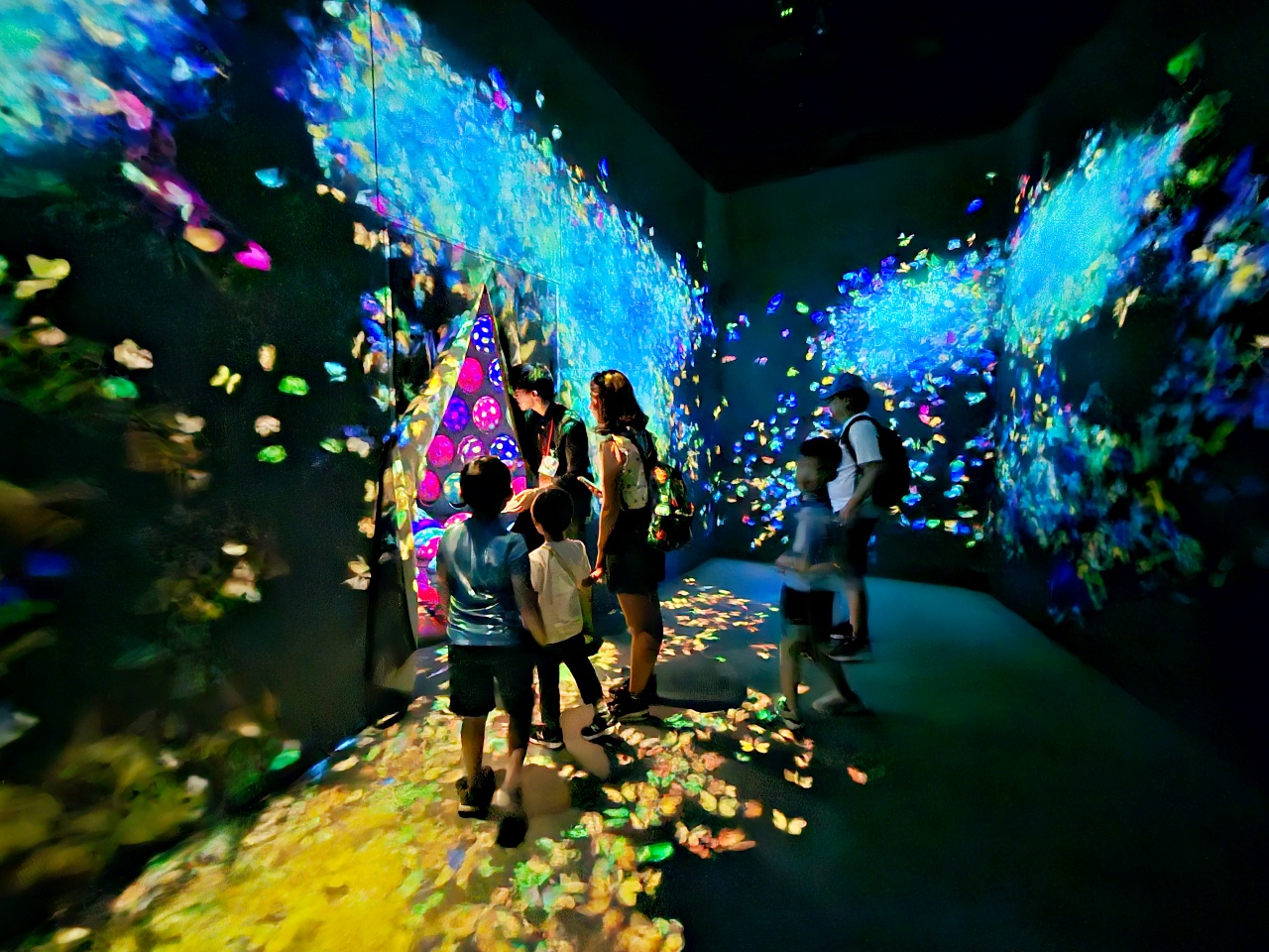 福岡teamlab魔幻森林主題打卡好拍又好玩！交通、門票、參觀動線、停留時間、附近景點