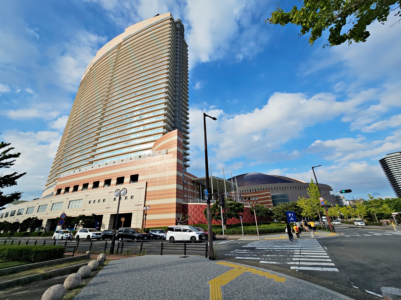 福岡親子景點推薦，BOSS E・ZO FUKUOKA 吃暖暮拉麵、逛王貞治棒球特展、 teamLab、三麗鷗樂園與絕景三兄弟-高空挑戰