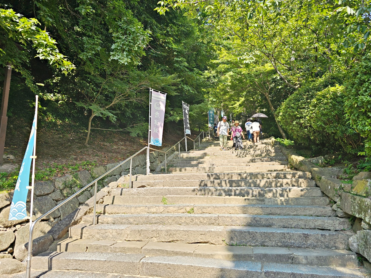 九州佐賀景點推薦｜搭電梯登上百年唐津城，日本100名城，交通資訊、票價、參觀心得、附近景點與美食