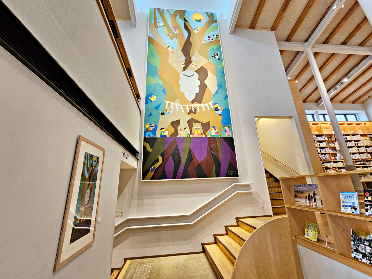 佐賀武雄圖書館親子一日遊，被譽為「日本最美的圖書館」之一,超美TSUTAYA 蔦屋書店、兒童圖書館、星巴克、Honey Coffee，親子旅行也能好文青！