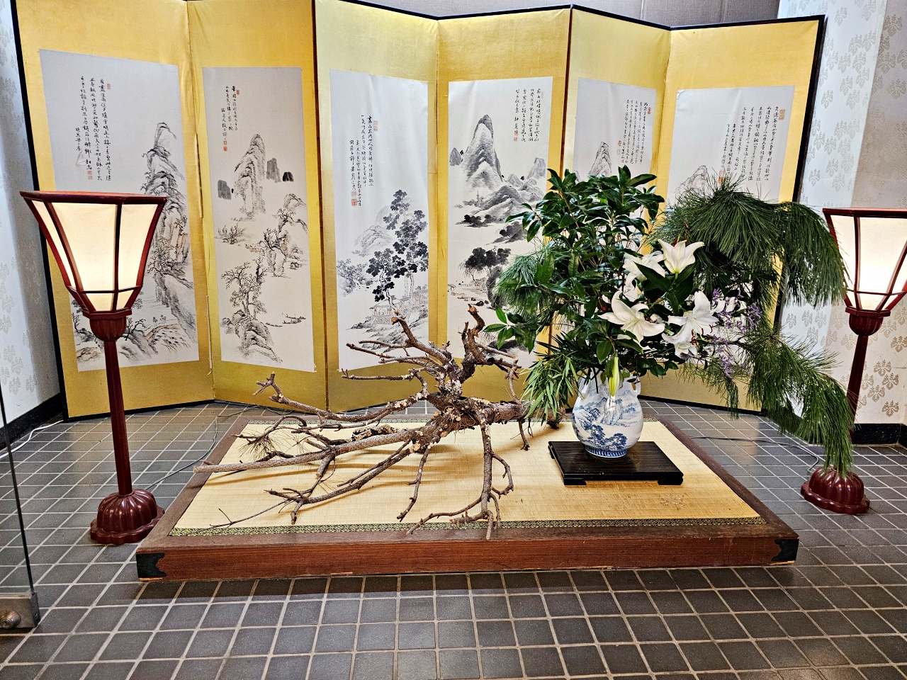 【武雄溫泉住宿推薦】京都屋,百年溫泉飯店享受1300年的溫泉,還有大正浪漫主題房,一樓大廳一秒回到復古年代 【武雄溫泉住宿推薦】京都屋,百年溫泉飯店享受1300年的溫泉,還有大正浪漫主題房,一樓大廳一秒回到復古年代
