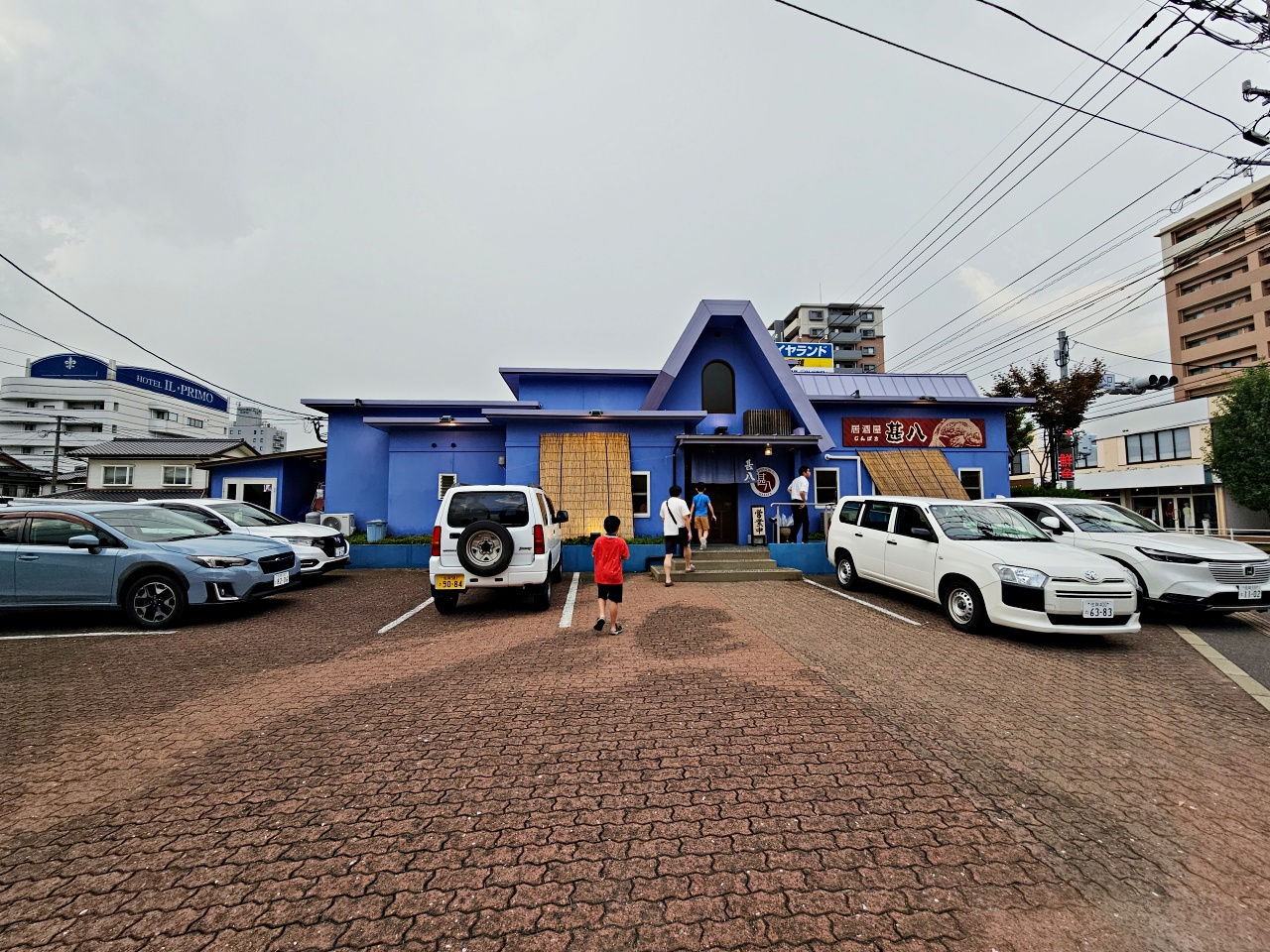 佐賀武雄居酒屋甚八（Izakaya Jinpachi）武雄溫泉站步行6分鐘！以「魚屋直營」為傲的推薦海鮮丼和海膽握壽司