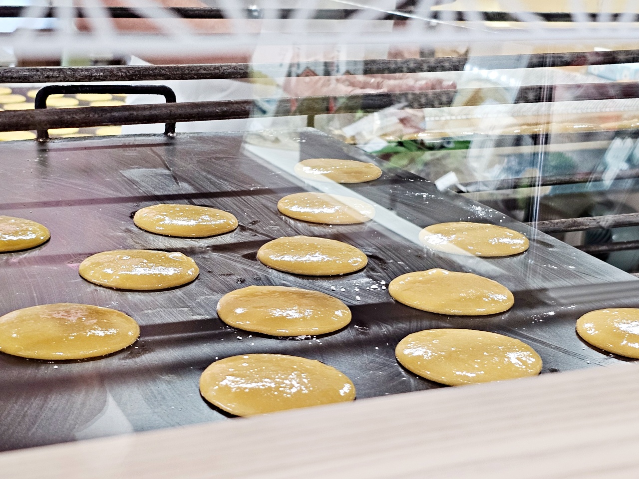 佐賀武雄溫泉美食｜「山里屋菓子老舗」，進貢天皇的二百年老店見證江戶末期的甜味時光，甜點控必訪！