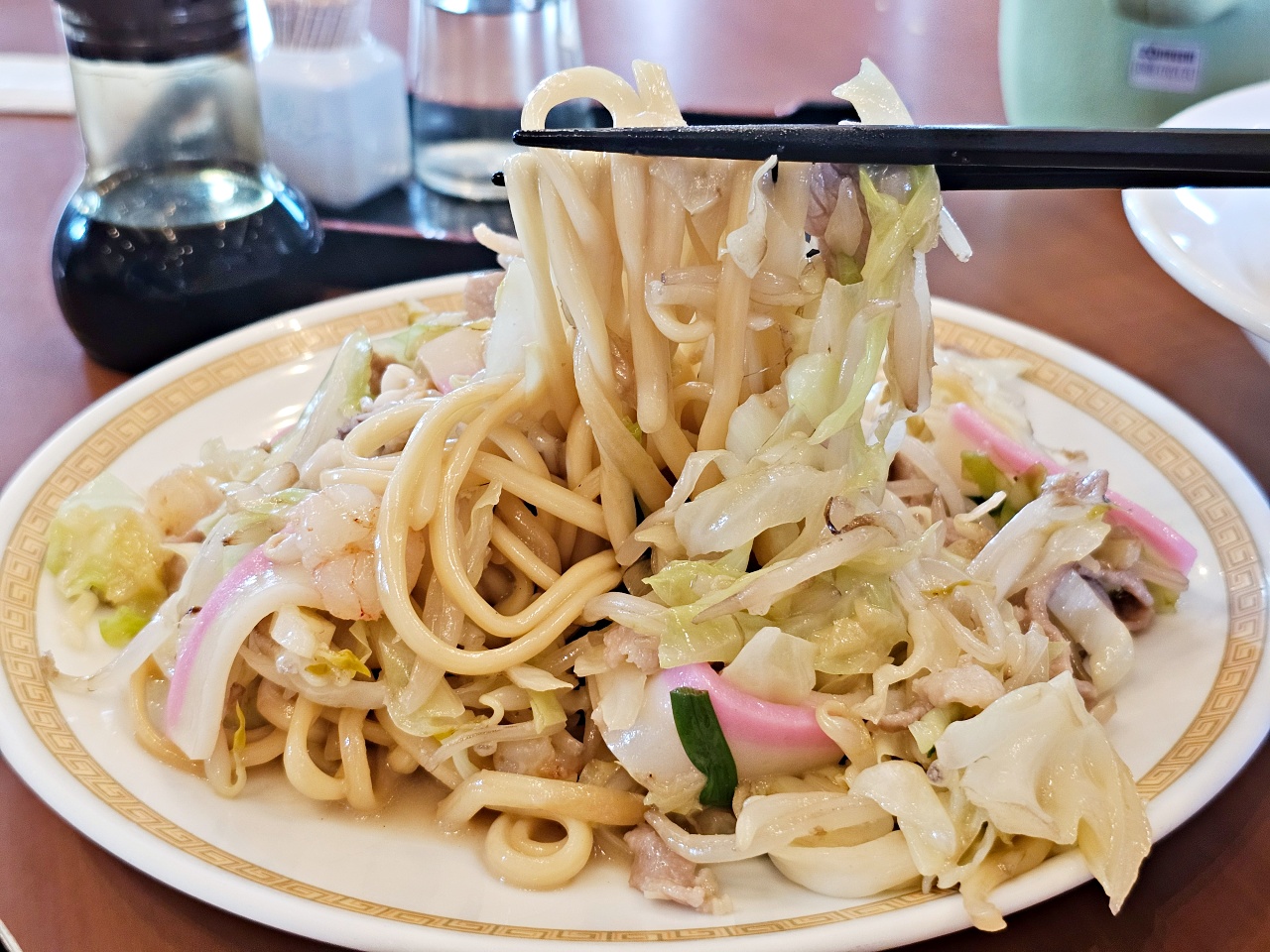 長崎美食推薦強棒麵，100年老店四海樓Shikairo餐廳，日本強棒麵發源地，國父孫中山也來吃過，充滿歷史文化的痕跡
