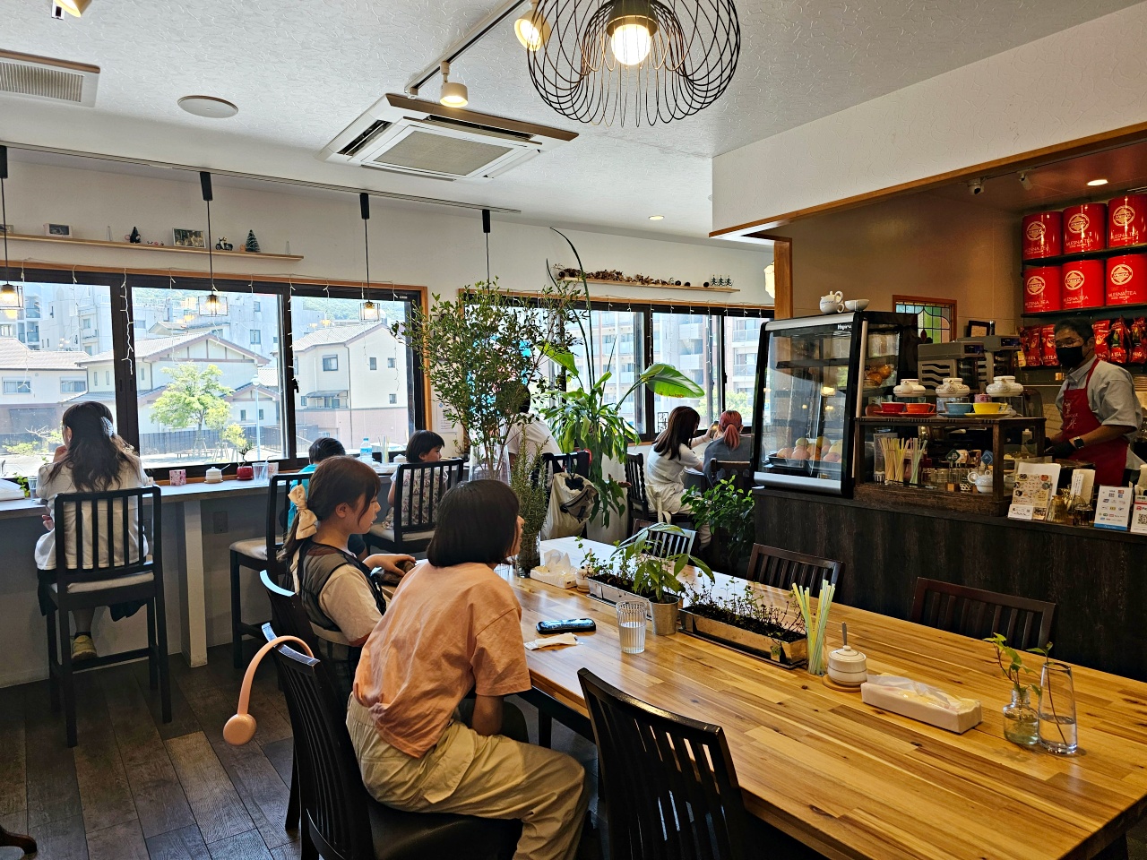 長崎餐廳推薦 Café たからや (takaraya) 紅茶專賣店就在平和公園旁,種類超過50款茶,美味推薦手作漢堡餐 長崎餐廳推薦 Café たからや (takaraya) 紅茶專賣店就在平和公園旁,種類超過50款茶,美味推薦手作漢堡餐