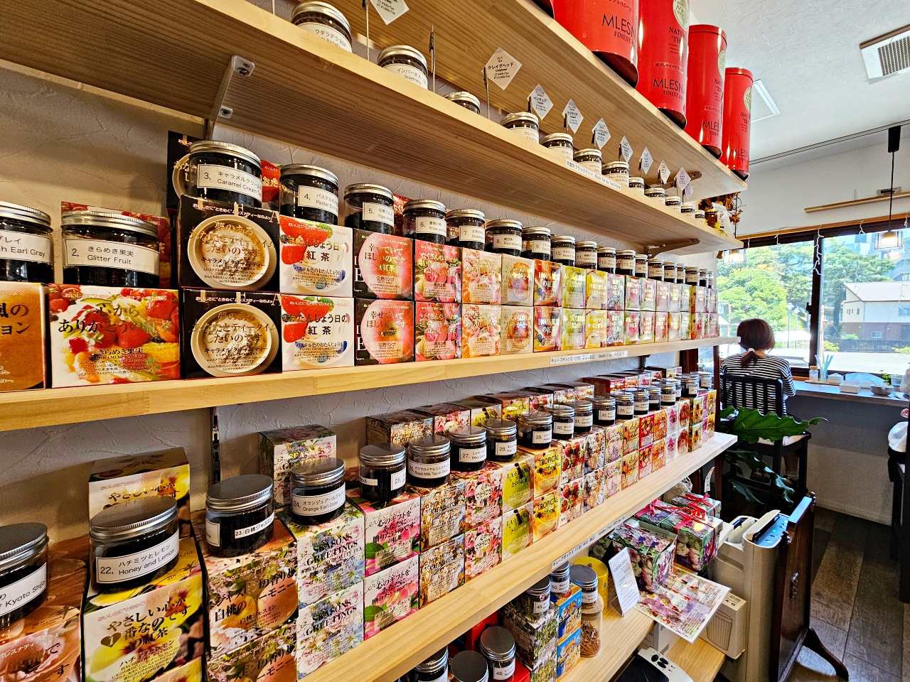 長崎餐廳推薦 Café たからや (takaraya) 紅茶專賣店就在平和公園旁,種類超過50款茶,美味推薦手作漢堡餐 長崎餐廳推薦 Café たからや (takaraya) 紅茶專賣店就在平和公園旁,種類超過50款茶,美味推薦手作漢堡餐