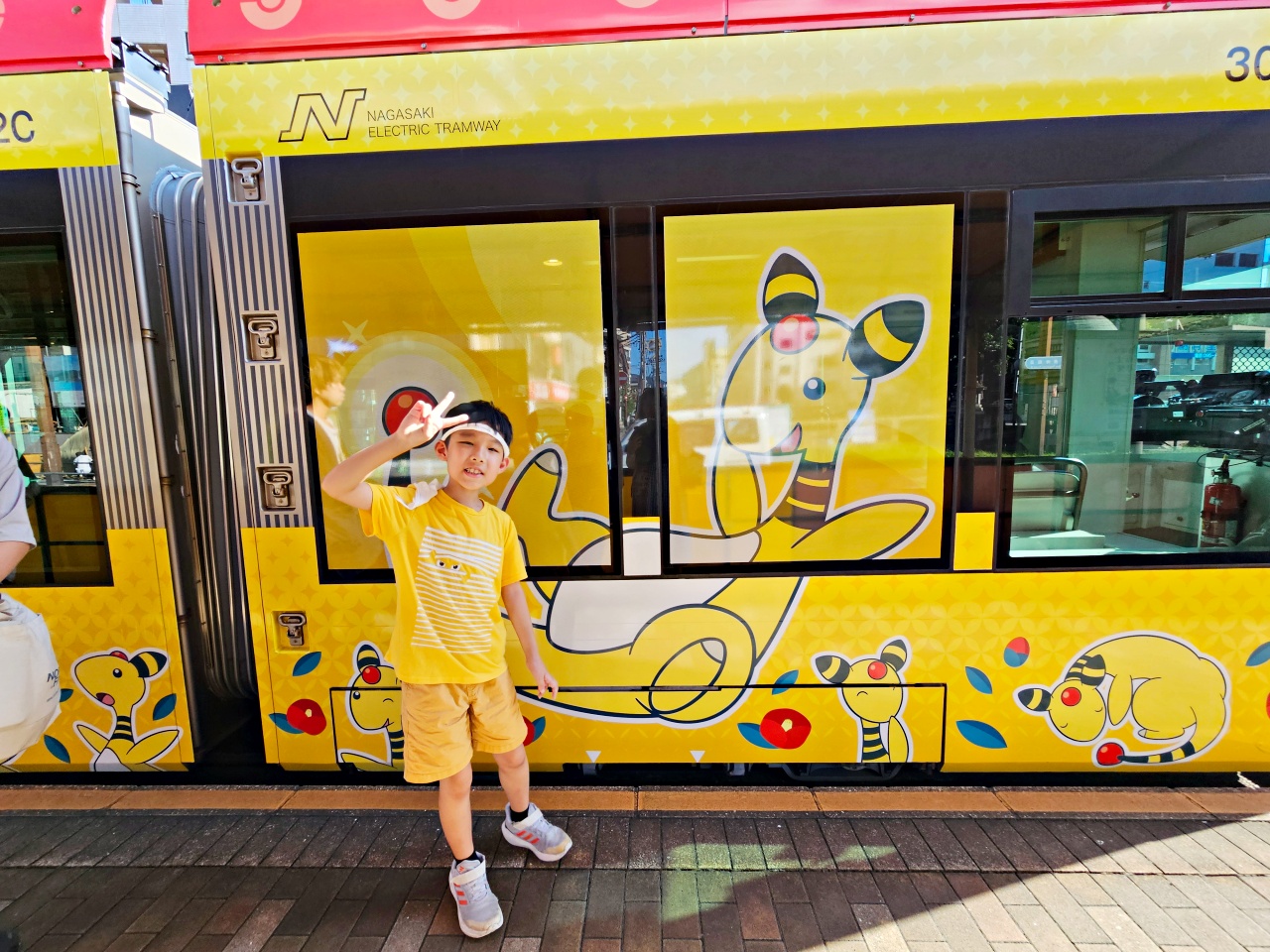 長崎路面電車景點一日遊：親子同行6歲以下孩童免費，用一日券自由穿梭城市、遇見驚喜的寶可夢限定電龍列車！
