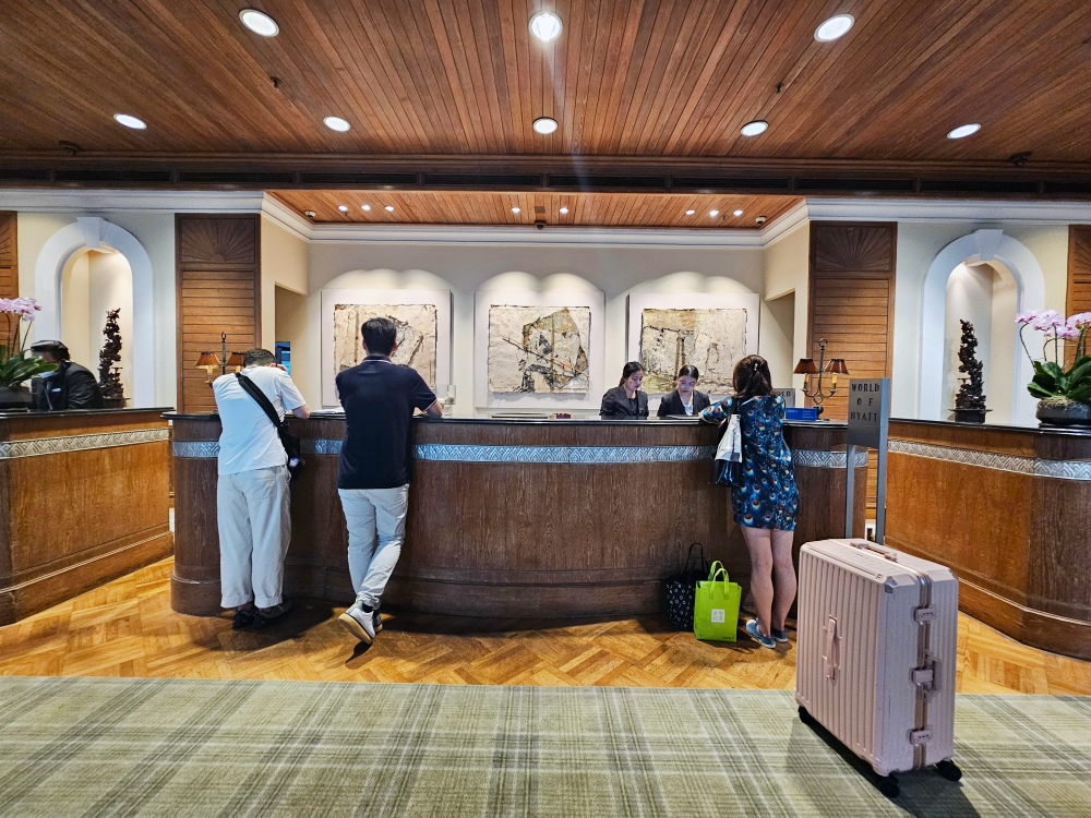 曼谷君悅酒店開箱(Grand Hyatt Erawan Bangkok),位置超好四面佛、BTS、各大商場,早餐也超豐盛 曼谷君悅酒店開箱(Grand Hyatt Erawan Bangkok),位置超好四面佛、BTS、各大商場,早餐也超豐盛