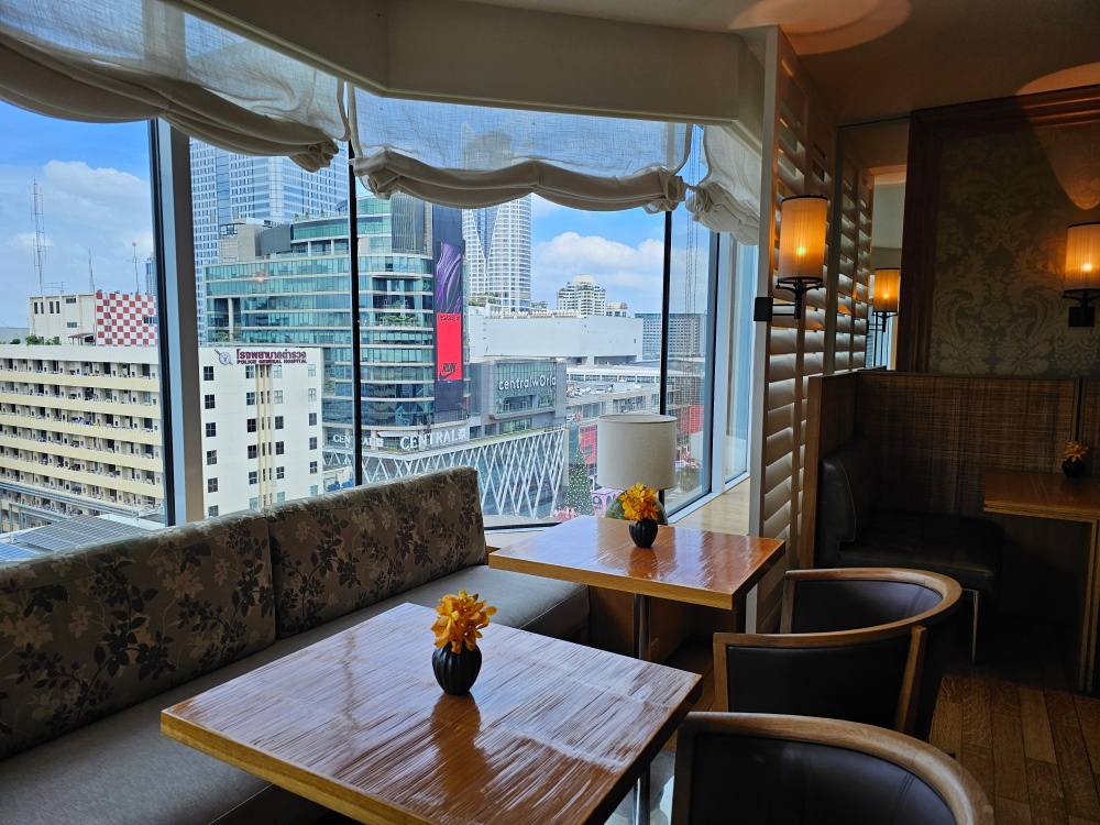 曼谷君悅酒店(Grand Hyatt Erawan Bangkok)評價,17樓「Grand Club Lounge 行政酒廊」分享,全天候免費供應早餐、茶點,晚上happy hour小酌怡情超happy 曼谷君悅酒店(Grand Hyatt Erawan Bangkok)評價,17樓「Grand Club Lounge 行政酒廊」分享,全天候免費供應早餐、茶點,晚上happy hour小酌怡情超happy