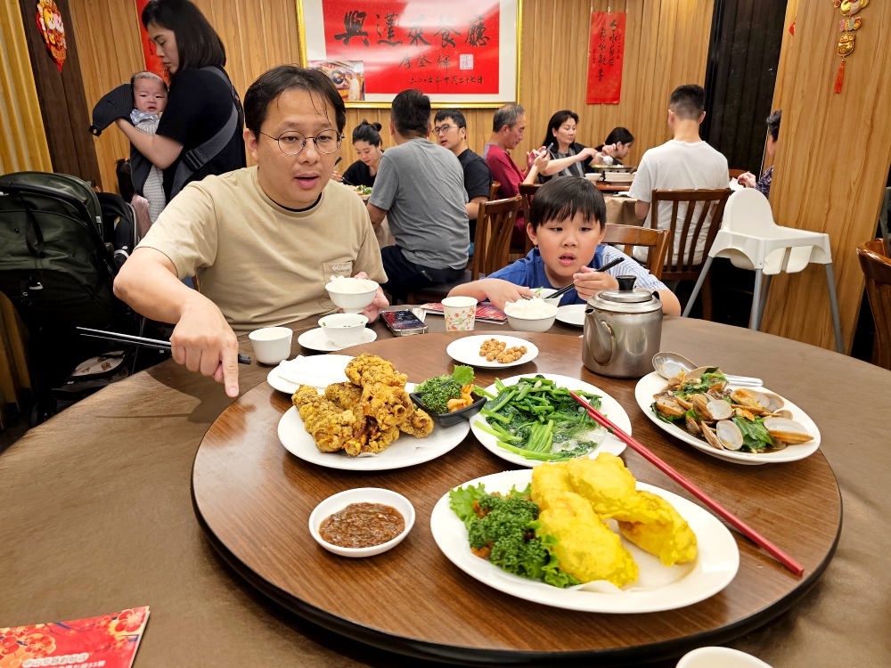 台北天母美食推薦，李登輝總統超愛的「興蓬萊台菜海鮮餐廳」中山北路創始店，必點排骨酥（內附菜單）