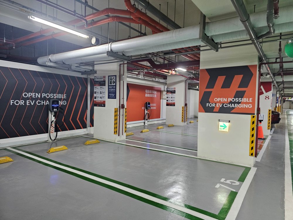 長榮文苑酒店嘉義評價，嘉義五星級親子飯店，遊戲室、電動車、故宮南院、無邊際泳池，豐盛自助餐早餐