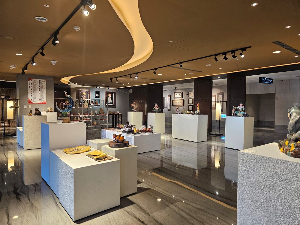 長榮文苑酒店嘉義評價，嘉義五星級親子飯店，遊戲室、電動車、故宮南院、無邊際泳池，豐盛自助餐早餐