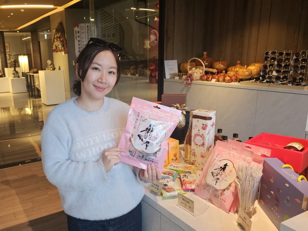 長榮文苑酒店嘉義評價，嘉義五星級親子飯店，遊戲室、電動車、故宮南院、無邊際泳池，豐盛自助餐早餐