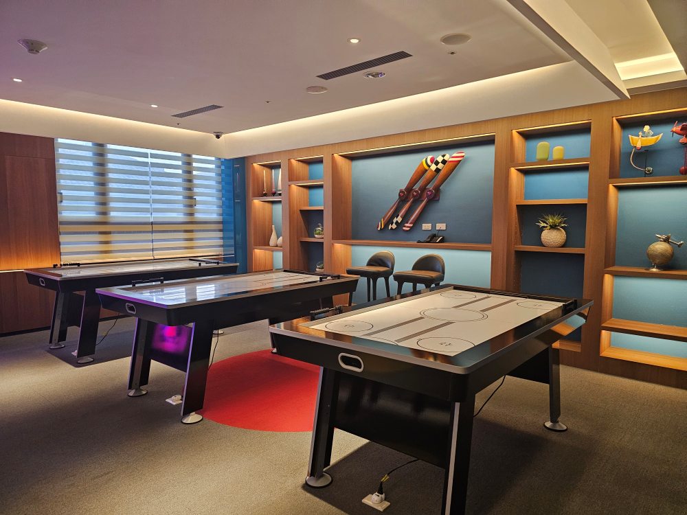 長榮文苑酒店嘉義評價，嘉義五星級親子飯店，遊戲室、電動車、故宮南院、無邊際泳池，豐盛自助餐早餐