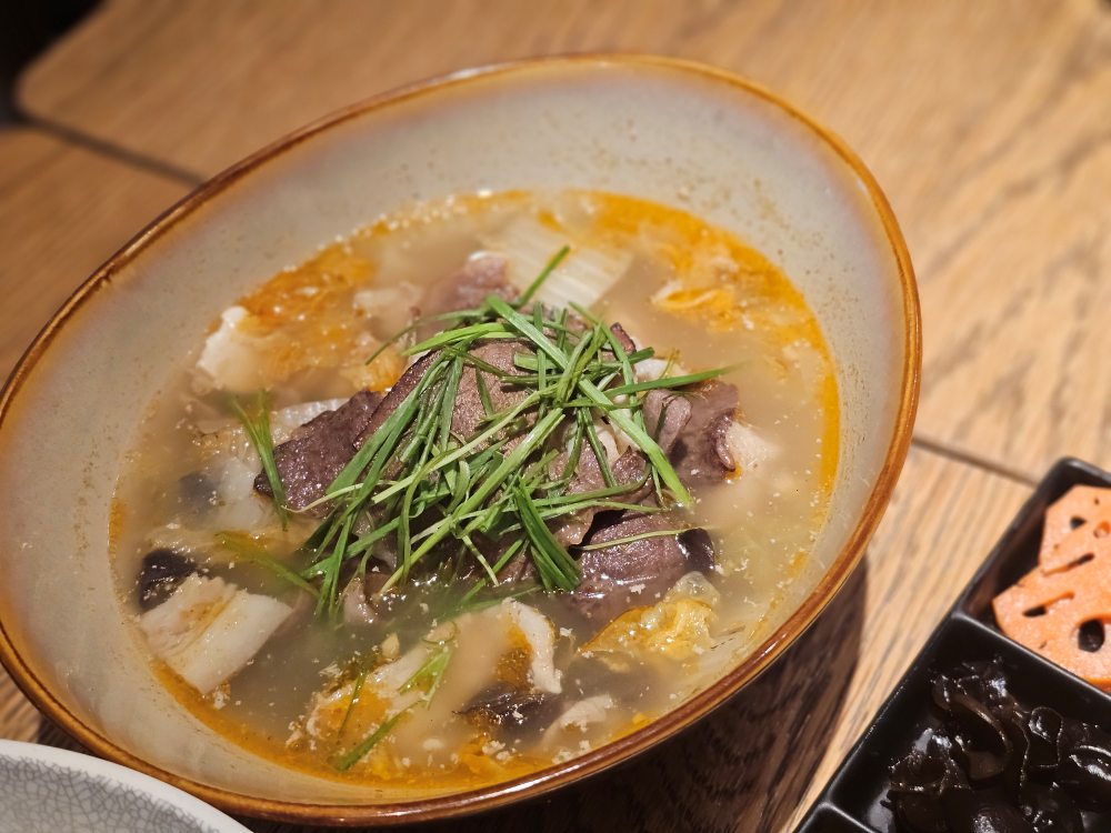 長榮文苑酒店嘉義評價，嘉義五星級親子飯店，遊戲室、電動車、故宮南院、無邊際泳池，豐盛自助餐早餐