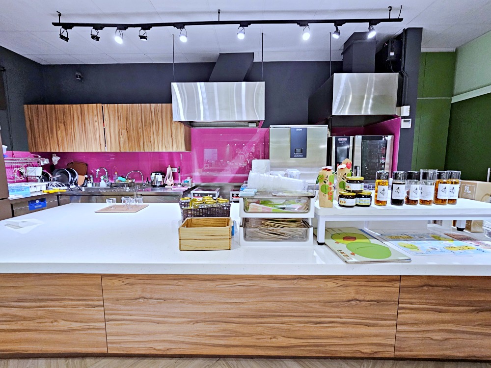 【梅問屋梅子元氣館】嘉義免費觀光工廠推薦，免門票也能玩翻！一年四季梅酒梅醋DIY體驗，必買梅酒、酸梅湯、梅粉、梅乾