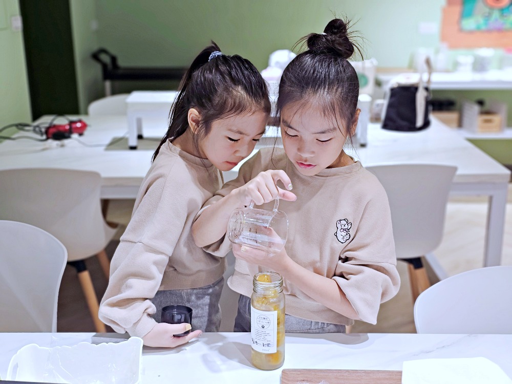 【梅問屋梅子元氣館】嘉義免費觀光工廠推薦，免門票也能玩翻！一年四季梅酒梅醋DIY體驗，必買梅酒、酸梅湯、梅粉、梅乾