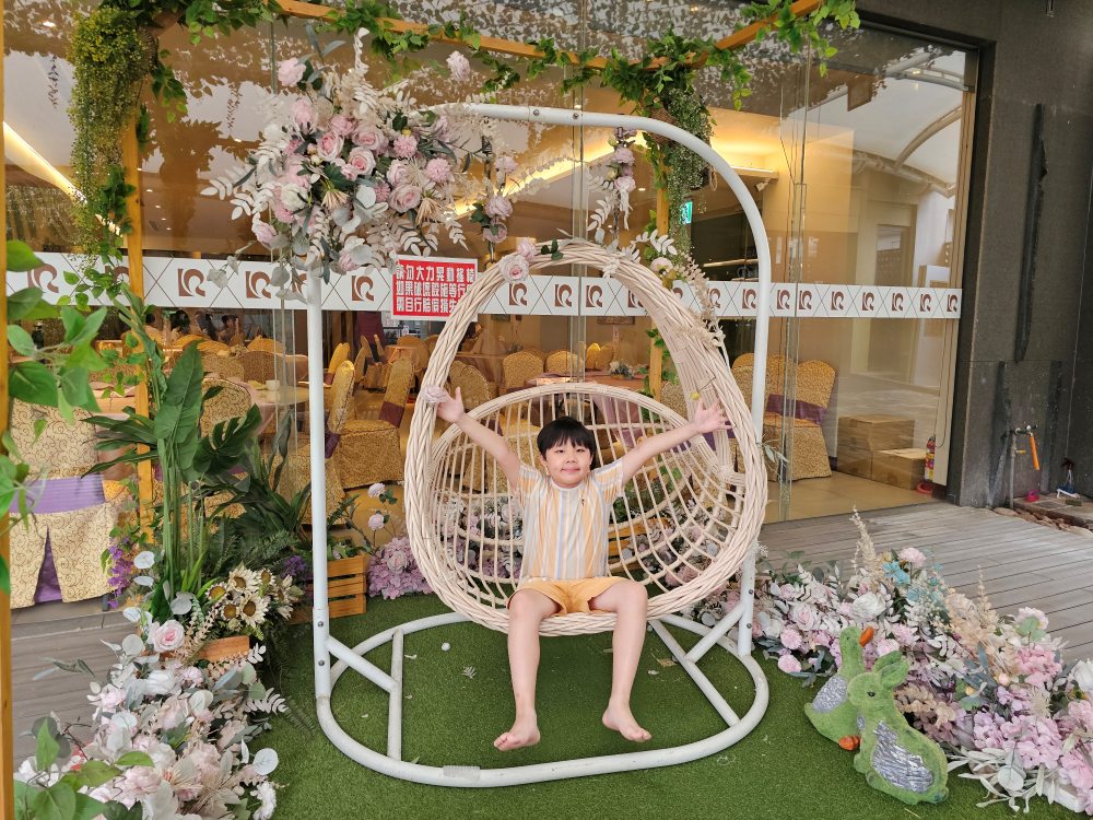 嘉義樂億皇家渡假酒店團購優惠｜室內親子遊樂場、戶外泳池、彩繪主題房，飯店飲茶餐廳好吃又不貴！