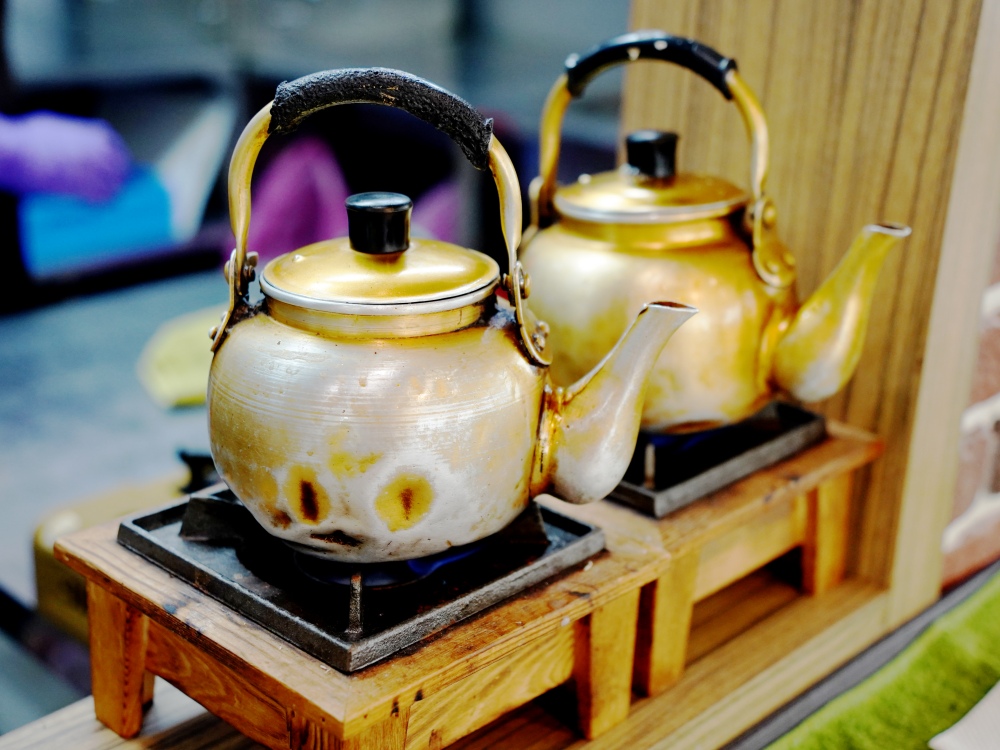金門旅遊美食推薦，「良金牧場」牛肉麵評價好，熱騰騰現沖溫體牛滑嫩美味，一個人也能吃